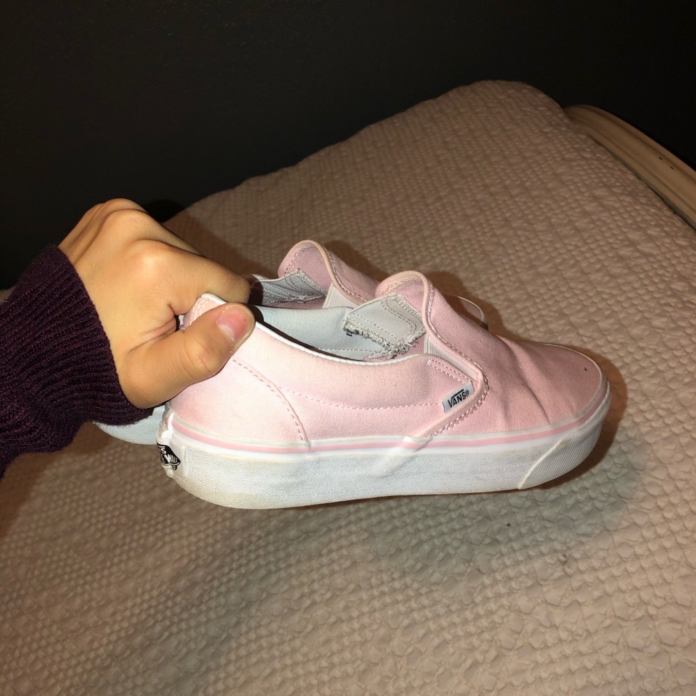 bubble gum pink Slip on Vans